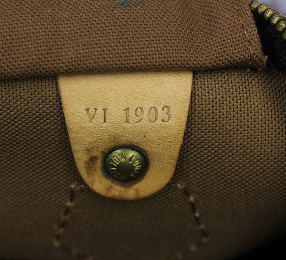 Louis Vuitton Speedy 30 Bag