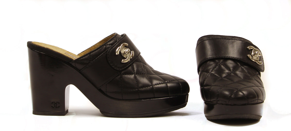 Chanel Black Leather Quilted Clogs w. CC Twist Lock