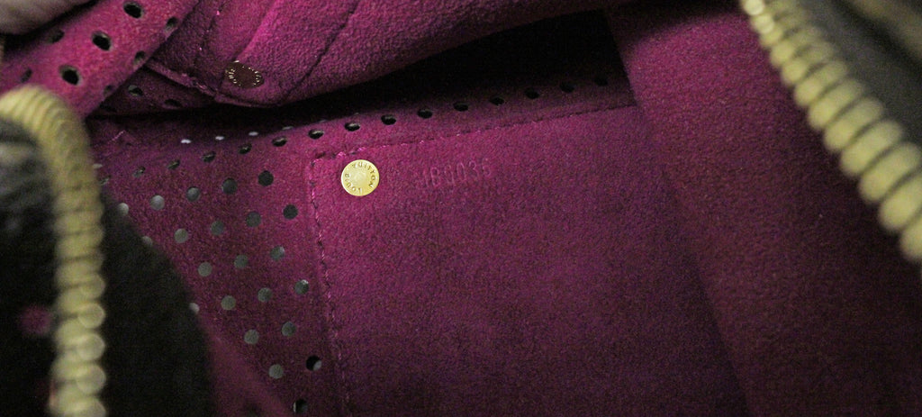 Louis Vuitton Perforated Speedy 30cm - Interior fuschia