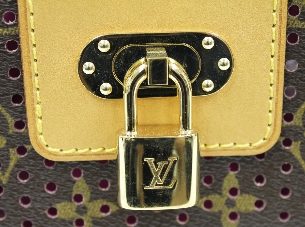 Louis Vuitton Perforated Speedy 30cm - Interior fuschia