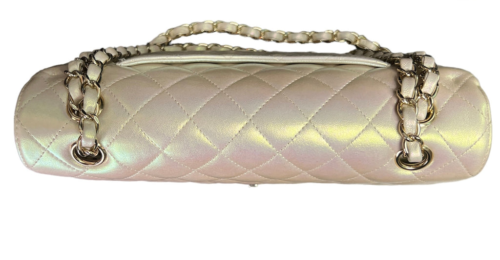 Chanel Pearl Iridescent medium Double Flap Bag