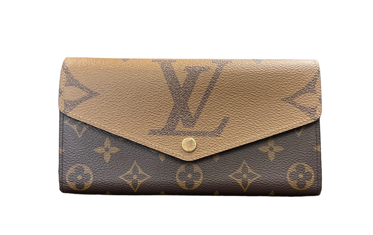 Louis Vuitton Reverse Monogram Sarah Wallet