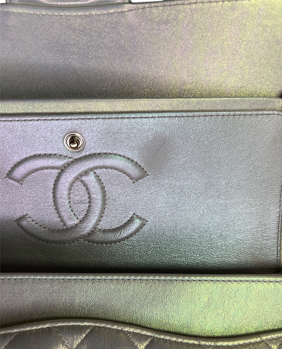 Chanel Pearl Iridescent medium Double Flap Bag