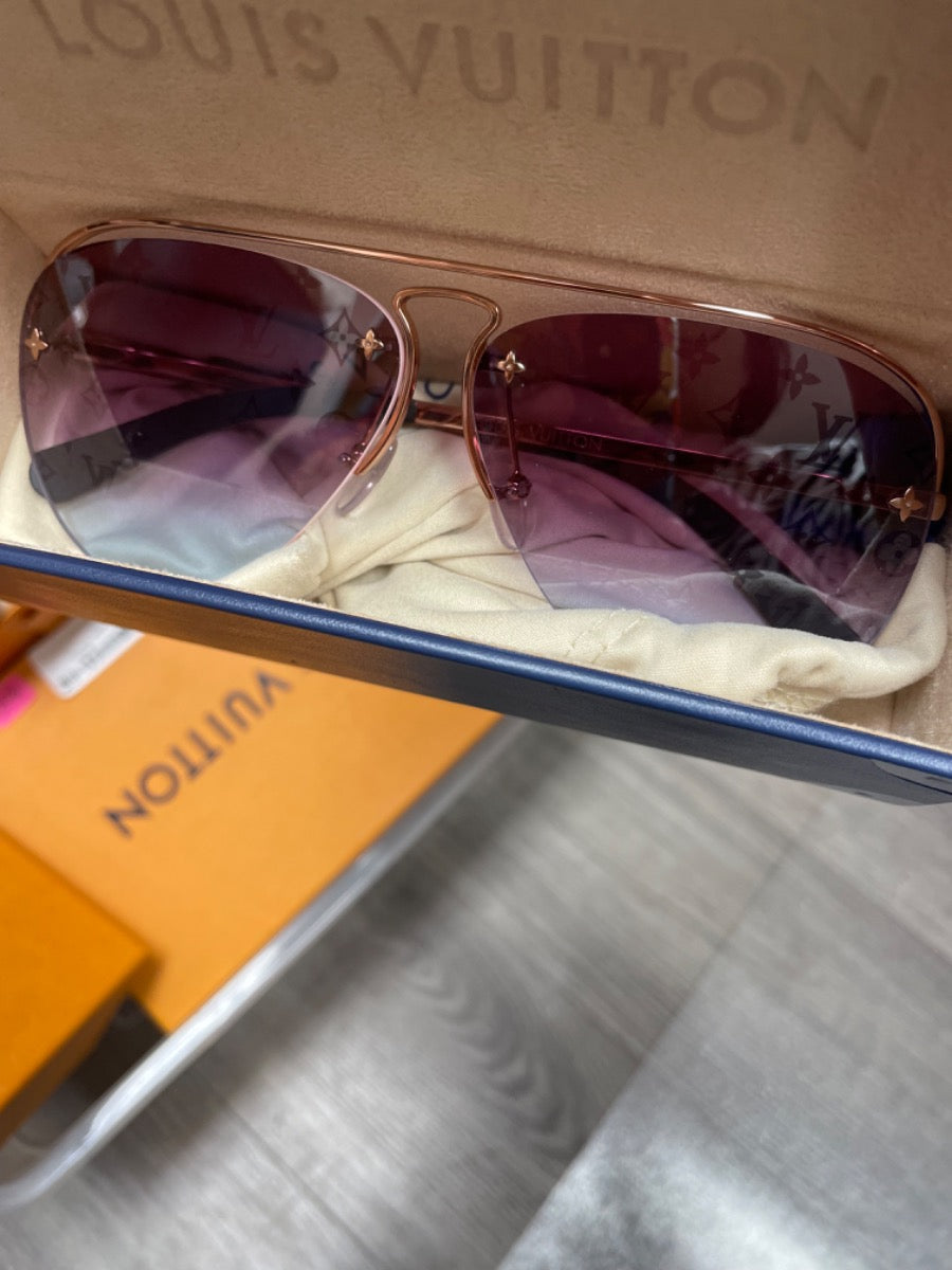 Louis Vuitton purple Sunglass with Case