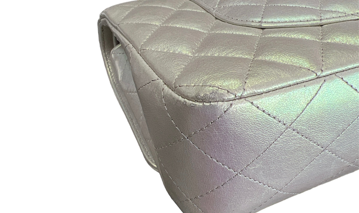 Chanel Pearl Iridescent medium Double Flap Bag