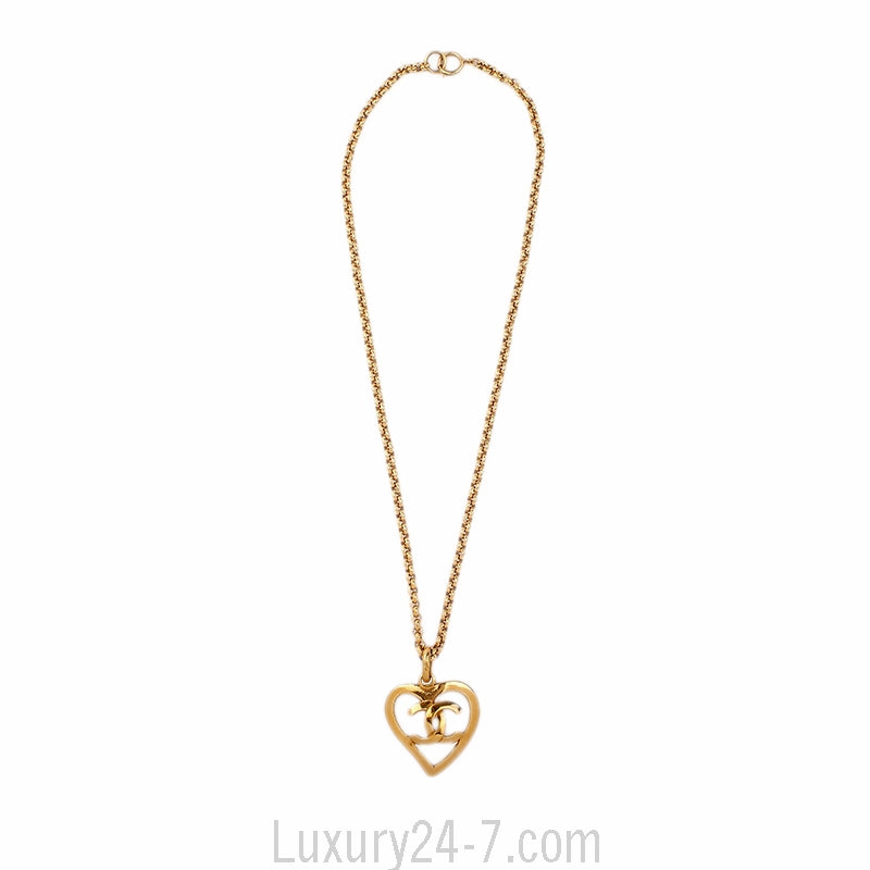 Chanel CC Heart Logo Chain Necklace