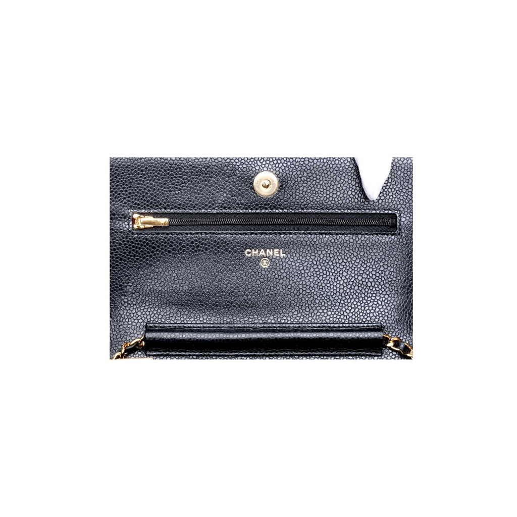 CHANEL Caviar Classic Quilted Wallet On Chain