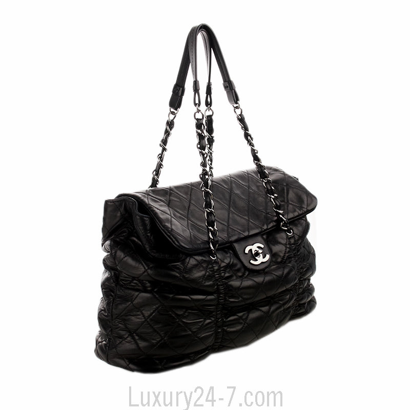 Chanel Black Leather Shoulder Tote