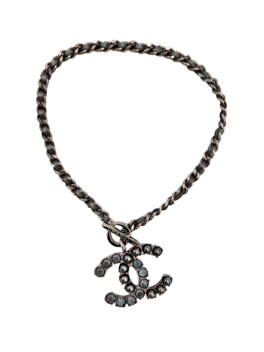 17B Chanel Pearl & Silver Ruthenium Short CC Necklace Choker Necklace