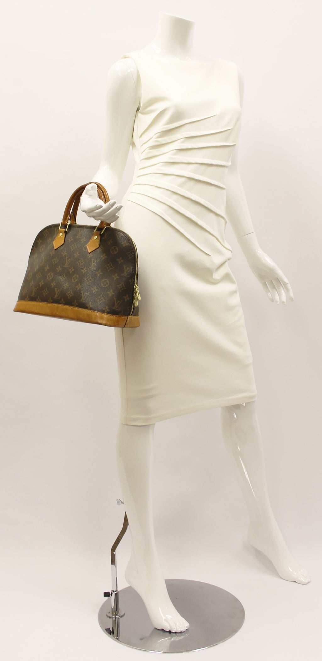 Louis Vuitton Monogram Alma PM