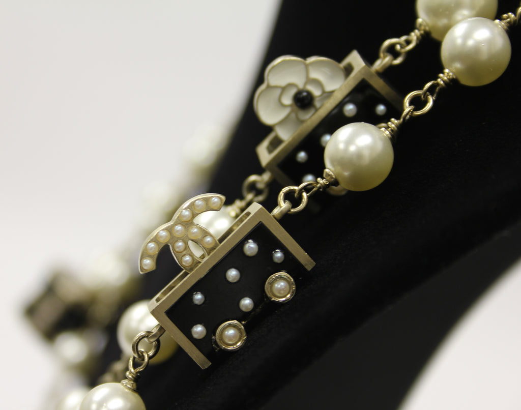 Chanel convertible charm necklace/ belt