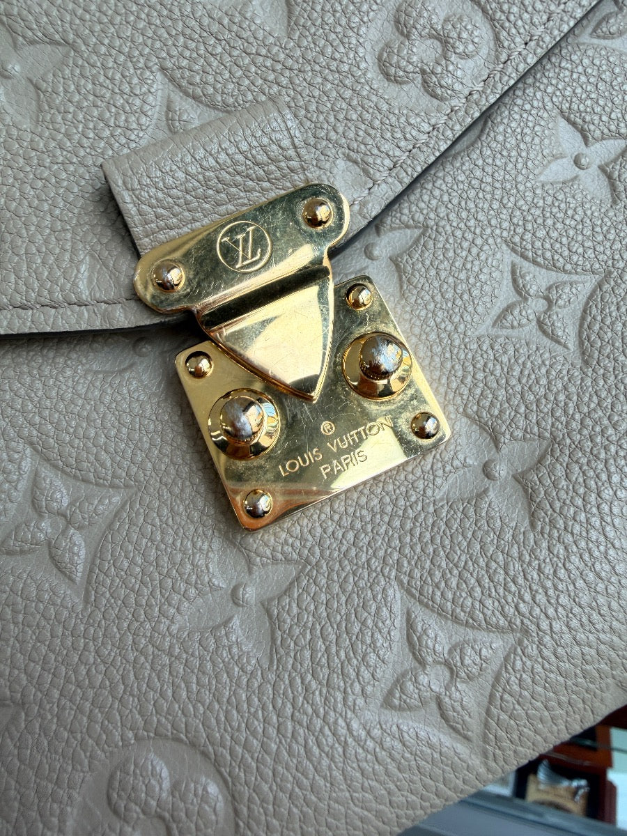 Louis Vuitton Neutral  LV Monogram Pochette Métis Bag