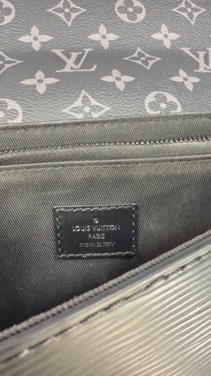 Louis Vuitton Black Epi Leather Take Off Messenger Bag