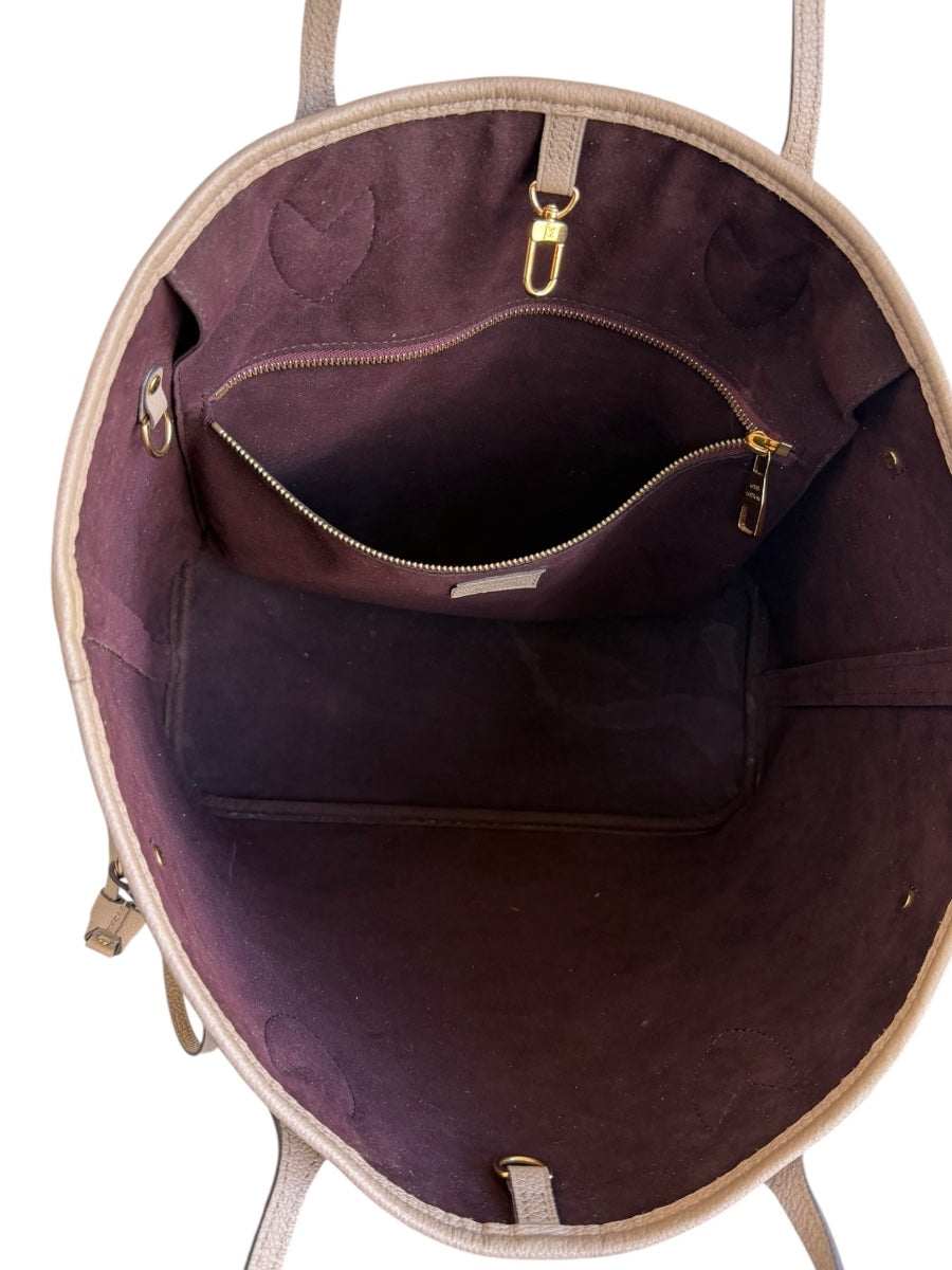 Louis Vuittin Empreinte Monogram Giant Neverfull MM Tourterelle