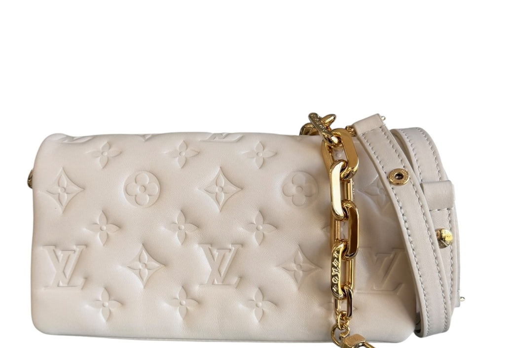 Louis Vuitton Petite Pochette Coussin Crème