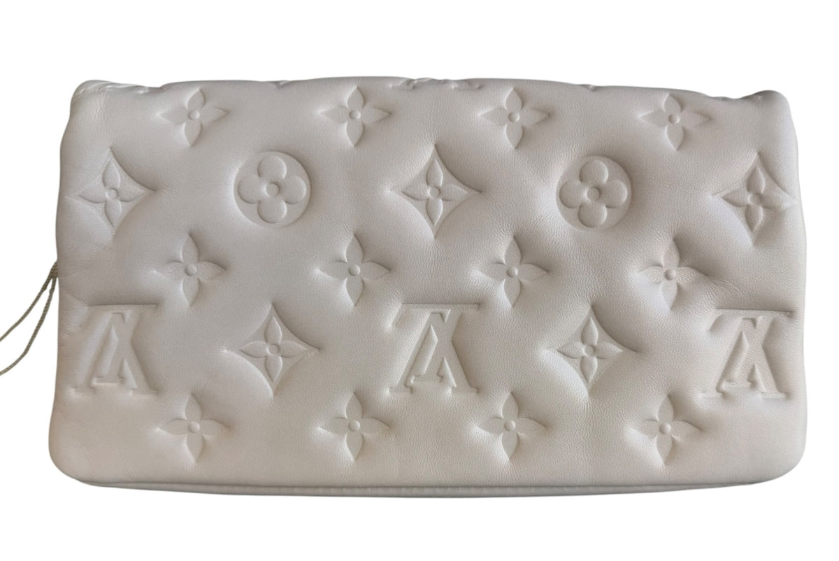 Louis Vuitton Petite Pochette Coussin Crème