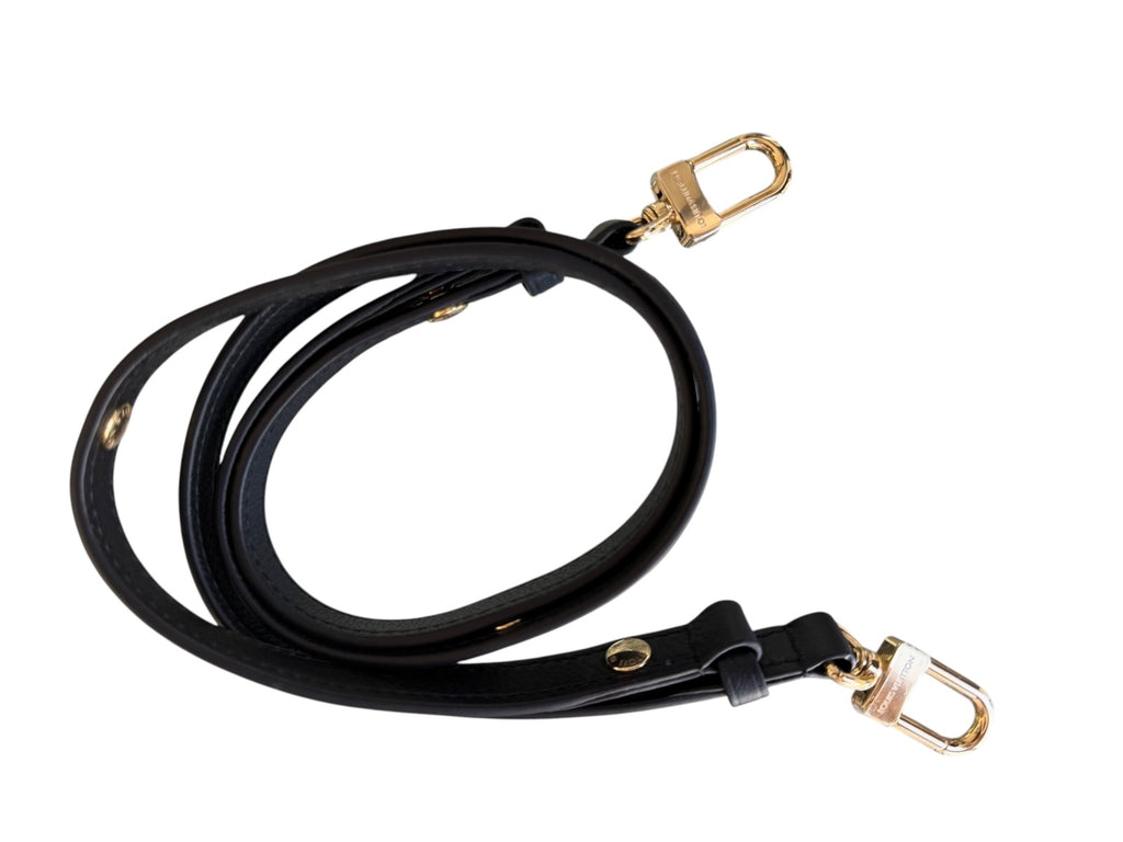 Louis Vuitton Petite Pochette Coussin Black