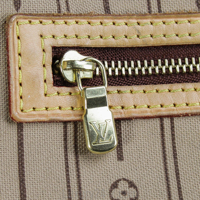 Louis Vuitton Monogram MM Neverfull Tote Bag