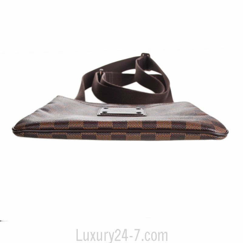 Louis Vuitton Damier Ebene Brooklyn Plate Pochette