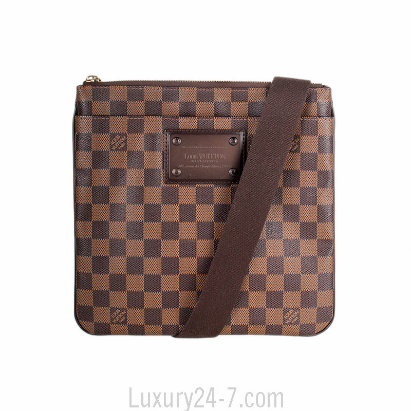 Louis Vuitton Damier Ebene Brooklyn Plate Pochette