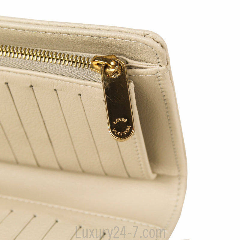 Louis Vuitton Cream Amelia Mahina Wallet