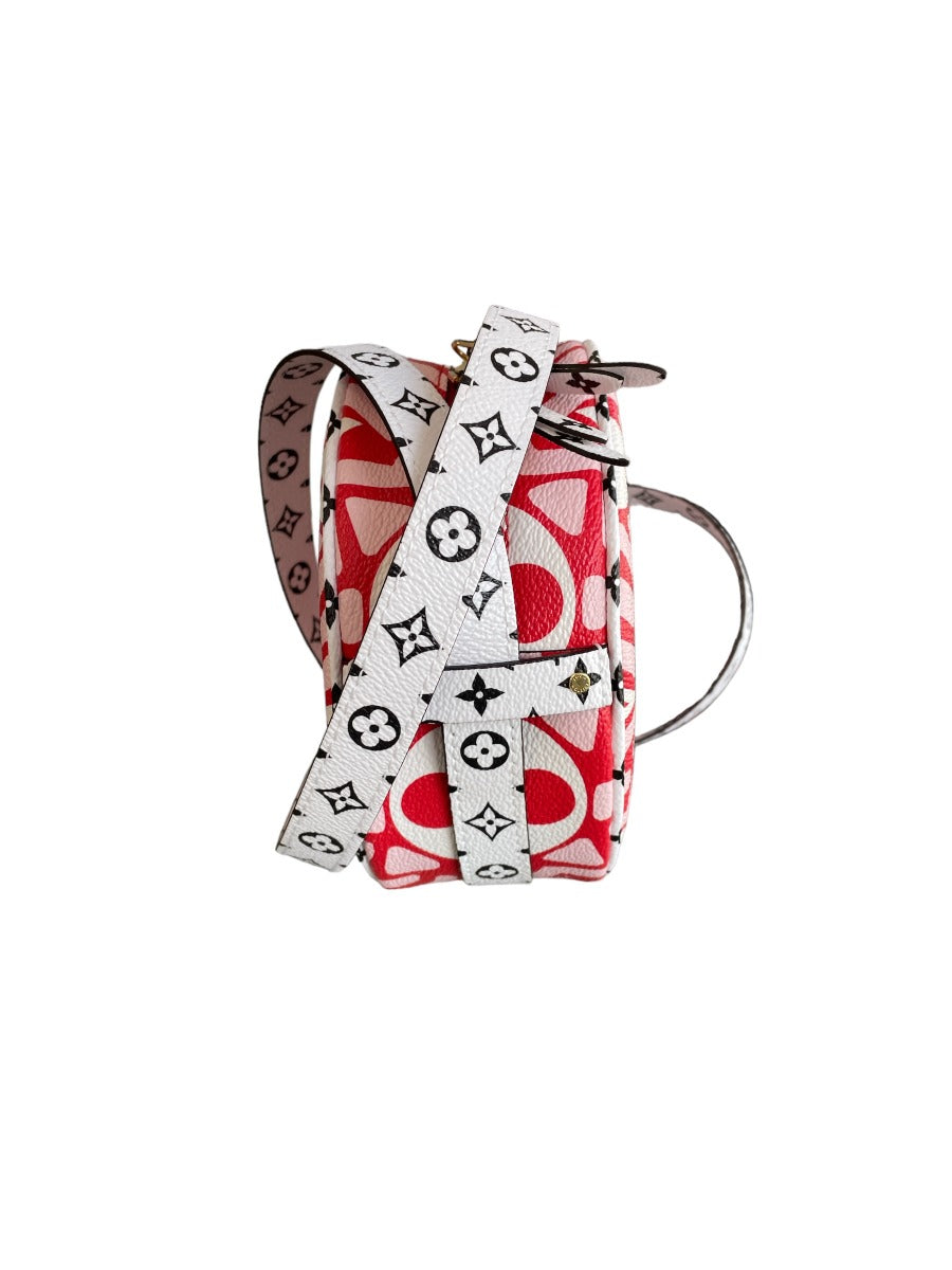 Louis Vuitton LV Crafty Boite Chapeau Souple Shoulder Bag