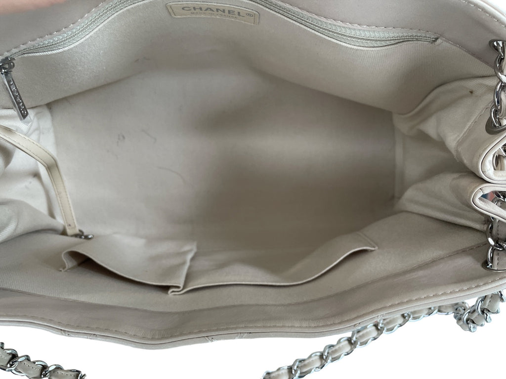 Chanel Beige Calfskin Hampton CC Accordion Shoulder Bag