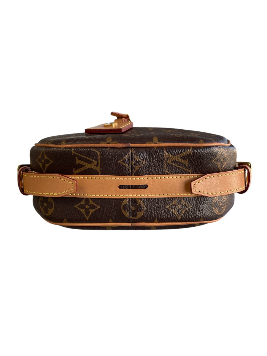 Louis Vuitton Monogram Bôite Chapeau Souple MM Bag