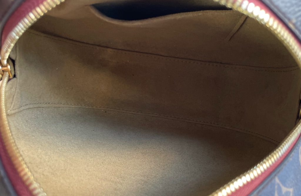 Louis Vuitton Monogram Bôite Chapeau Souple MM Bag