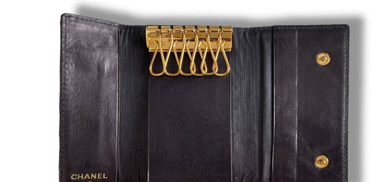 Chanel Black Caviar Leather Interlocking CC Key Holder