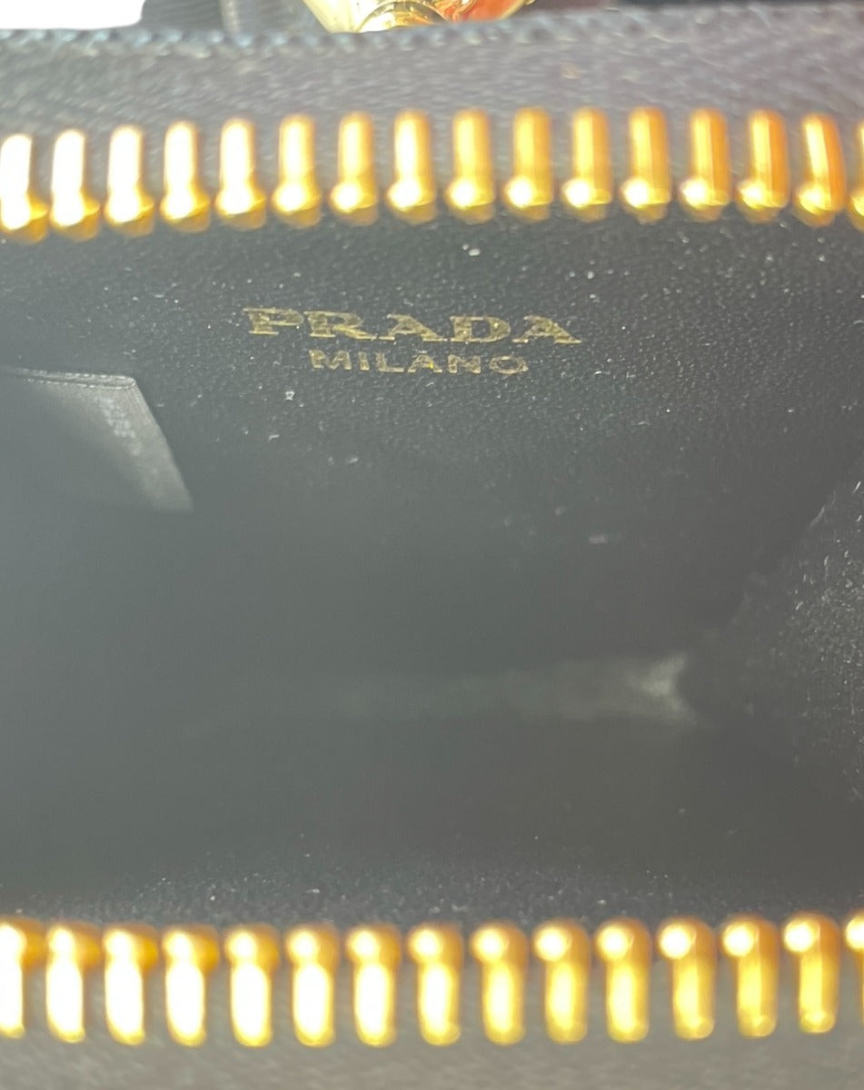 Prada Re-Edition 2005 Saffiano leather Black bag GHW