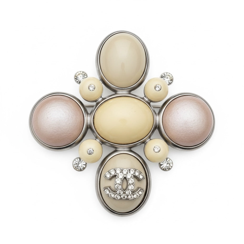 Chanel Brushed Silver Pastel Yellow and Champagne Gripoix Brooch/Pendant