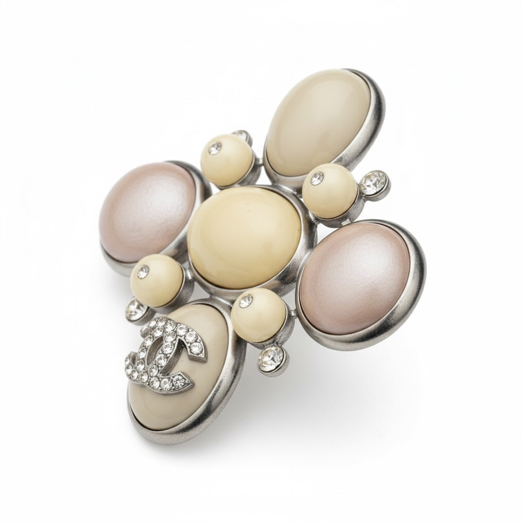 Chanel Brushed Silver Pastel Yellow and Champagne Gripoix Brooch/Pendant