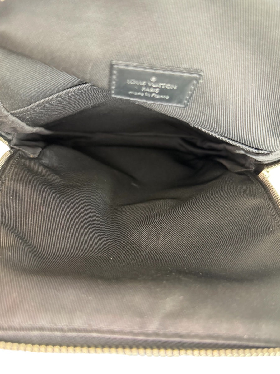 Louis Vuitton Damier Graphite Avenue Sling