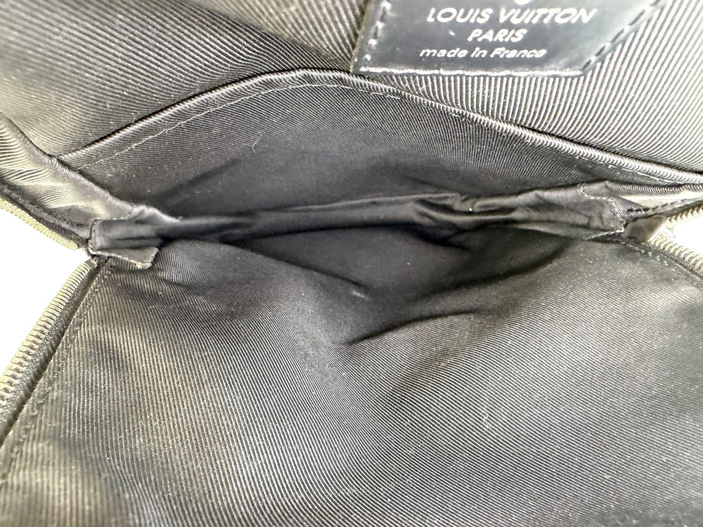 Louis Vuitton Damier Graphite Avenue Sling