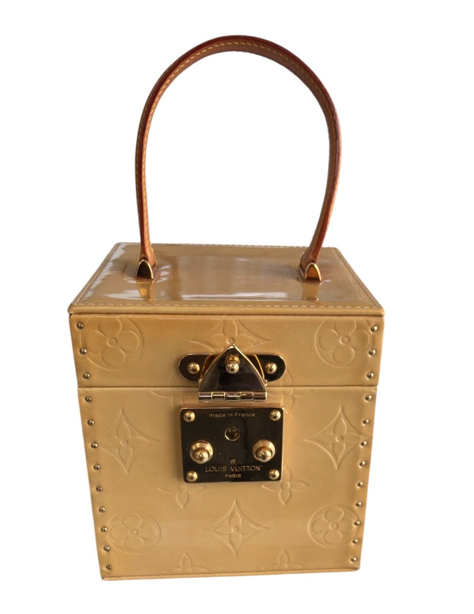 Louis Vuitton Vernis Bleecker Box Beige