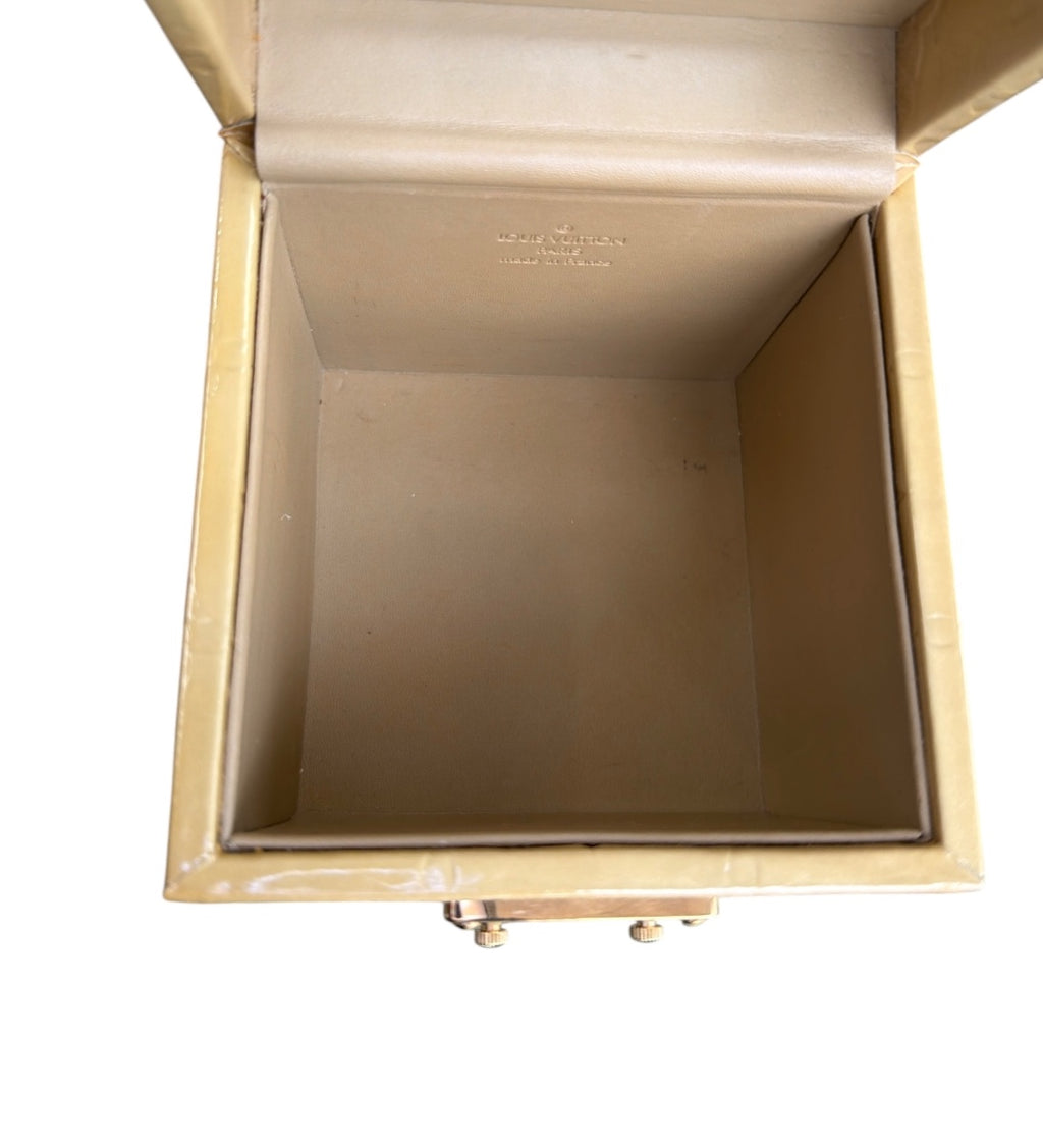 Louis Vuitton Vernis Bleecker Box Beige