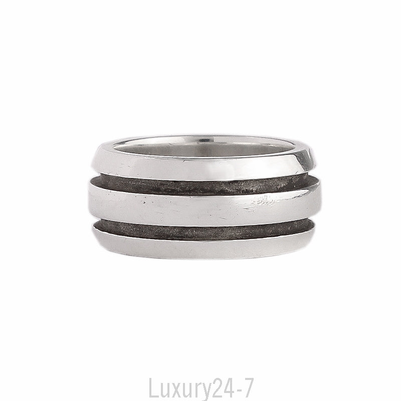 Tiffany & Co. Grooved Band
